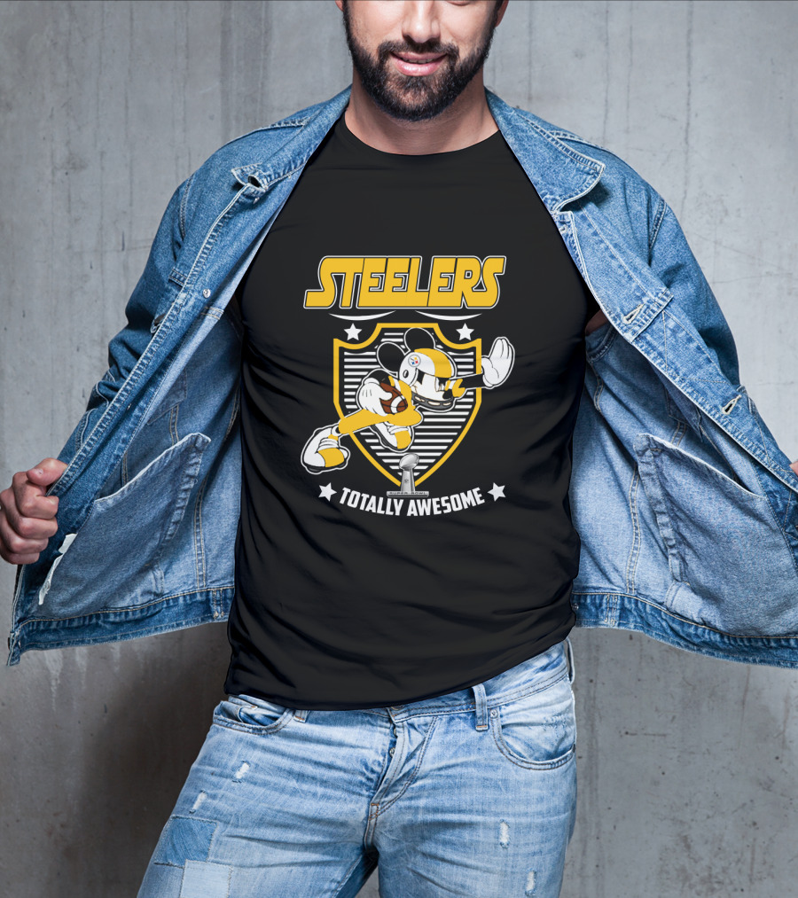 Steelers Totally Awesome Mickey Fans Running Football Theme T-Shirt