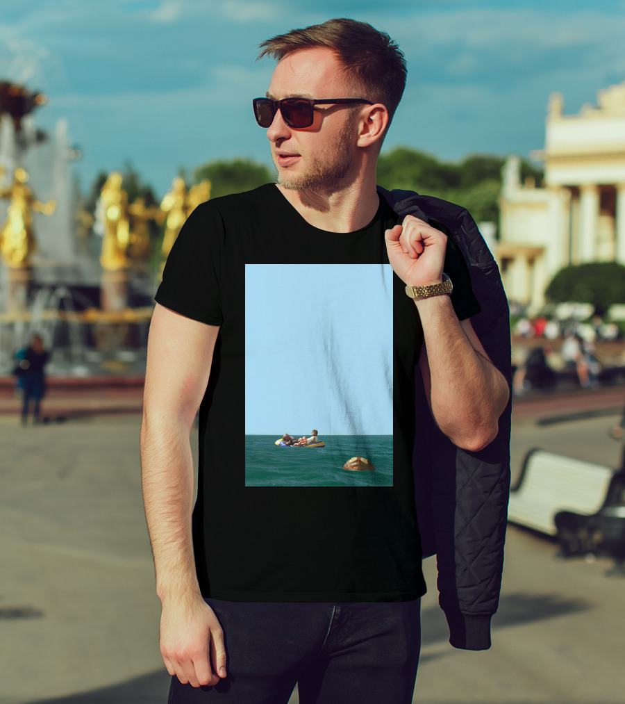 It's Always Sunny In Philadelphia Rafting Adventure Scene T-Shirt