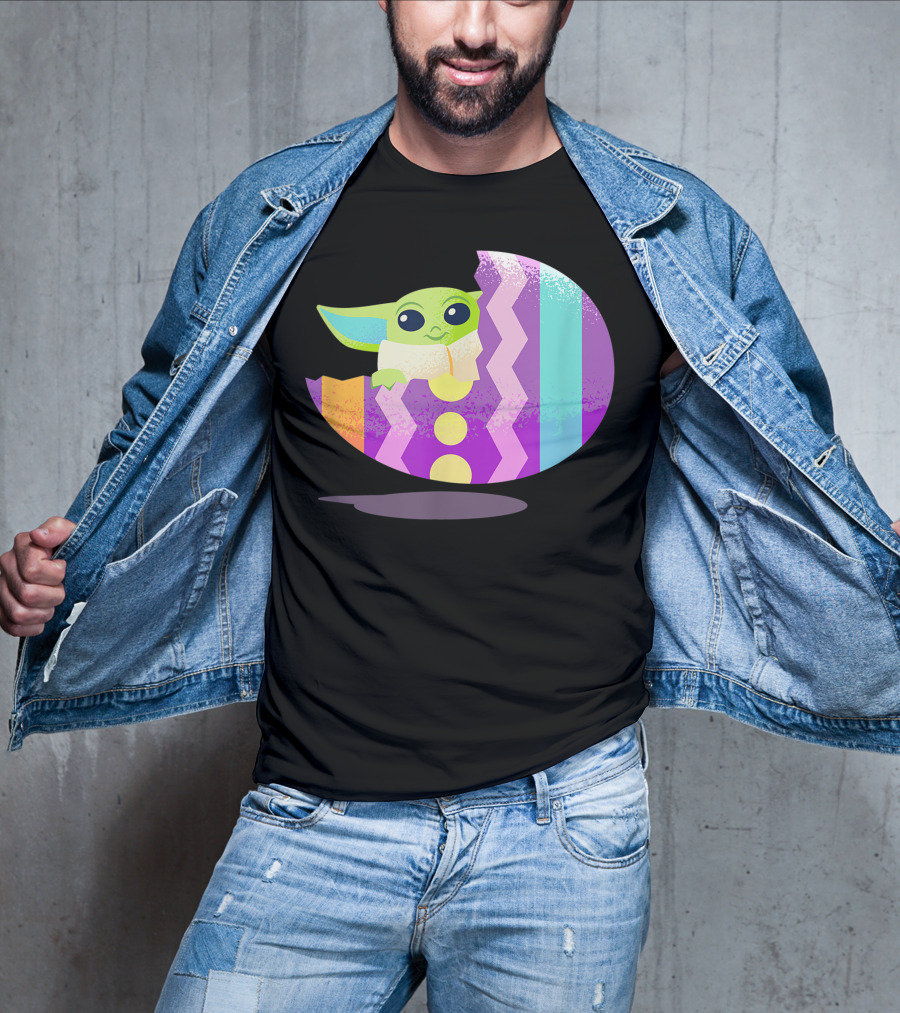 Mandalorian The Child Baby Yoda Pastel Zigzag Easter Egg T-Shirt