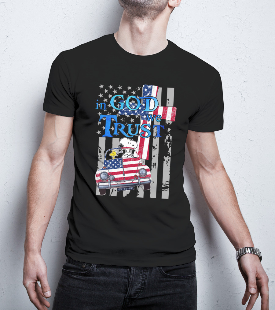 In God We Trust Snoopy Woodstock American Flag Car Patriot T-Shirt
