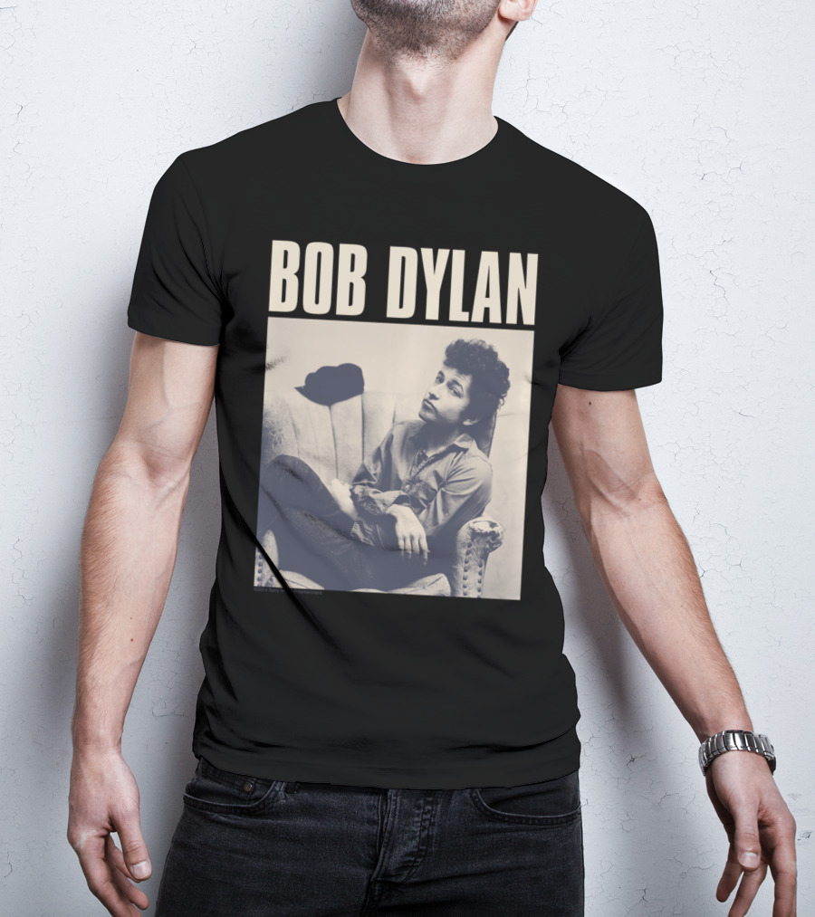 Bob Dylan Sitting On Chair Iconic Photo T-Shirt