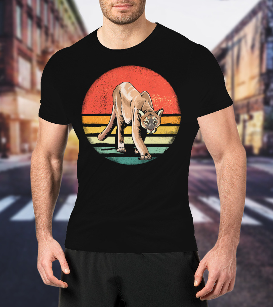 Retro Vintage Cougar Nature Wildlife Lover T-Shirt