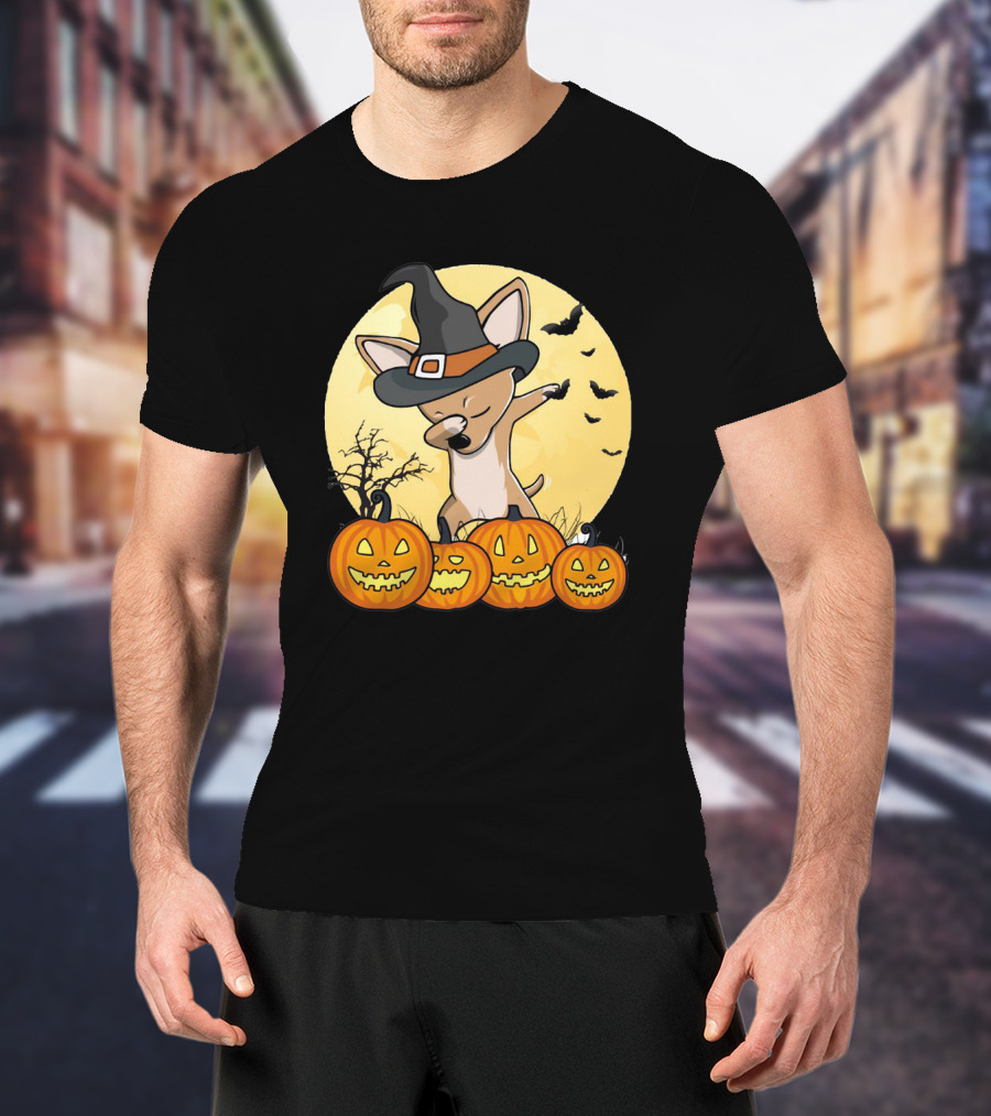 Chihuahua Dabbing In Witch Hat With Pumpkins Halloween Moon Background T-Shirt