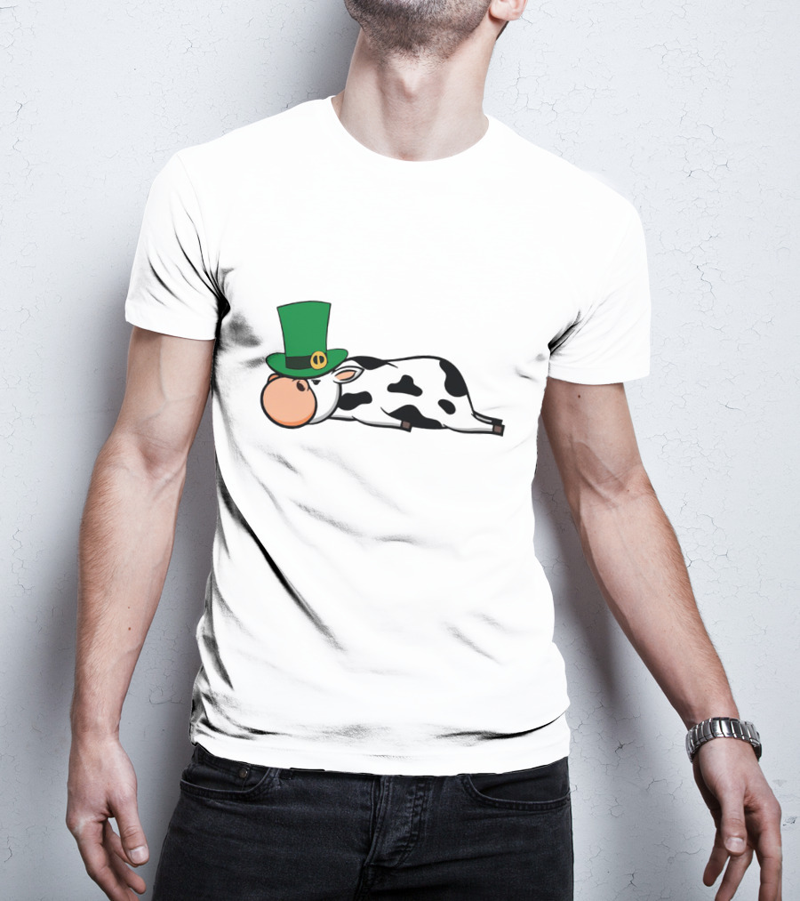 St Patricks Day Drunken Beer Party Cow With Irish Leprechaun Hat T-Shirt