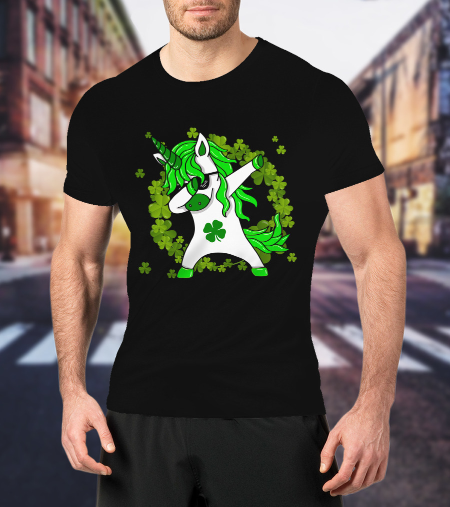 St Patricks Day Shamrock Unicorn Dabbing T-Shirt