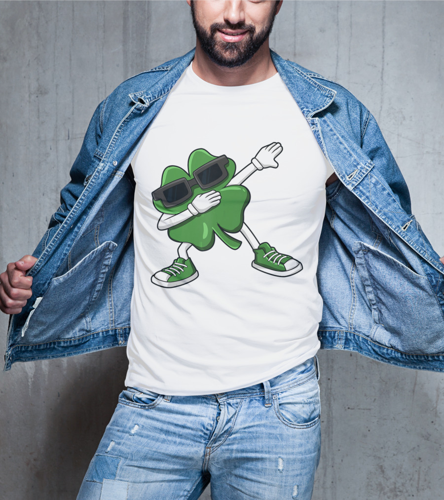 Dabbing Shamrock St Patrick's Day Funny Dab Dabbin' Clover Wearing Sunglasses T-Shirt