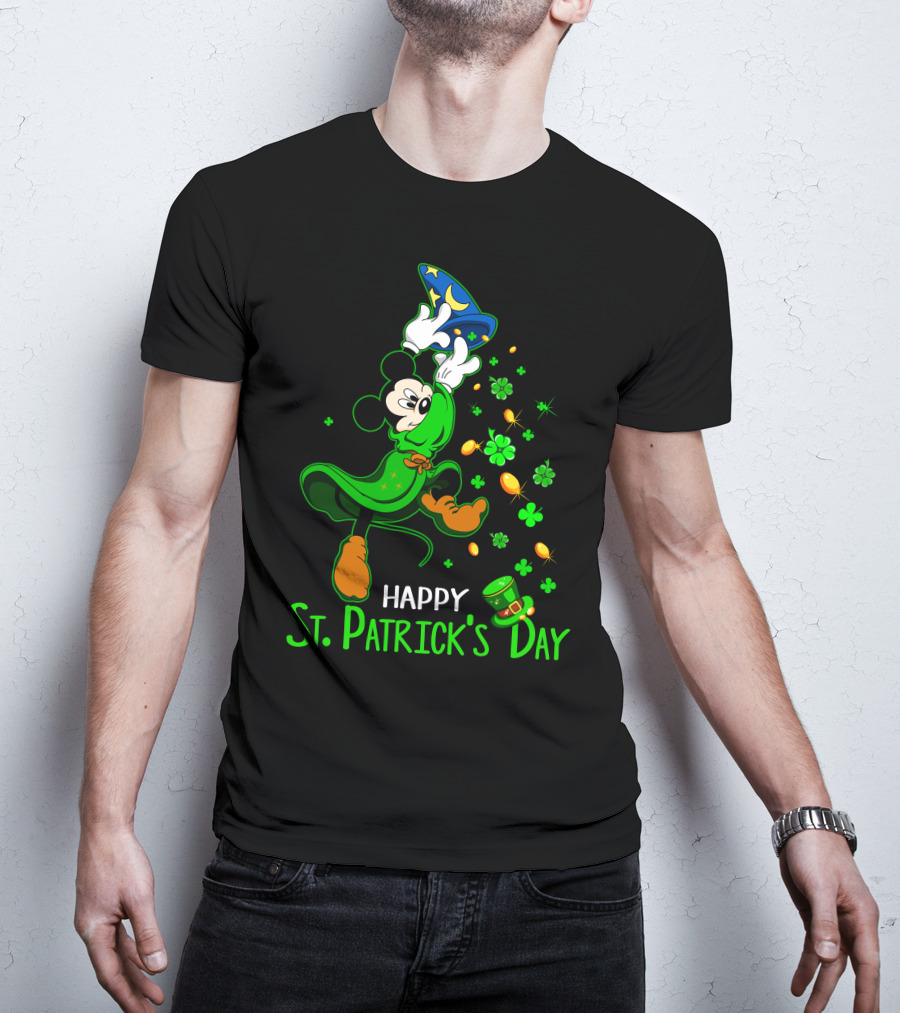 Happy St. Patrick's Day Lucky Clovers Magic Hat T-Shirt