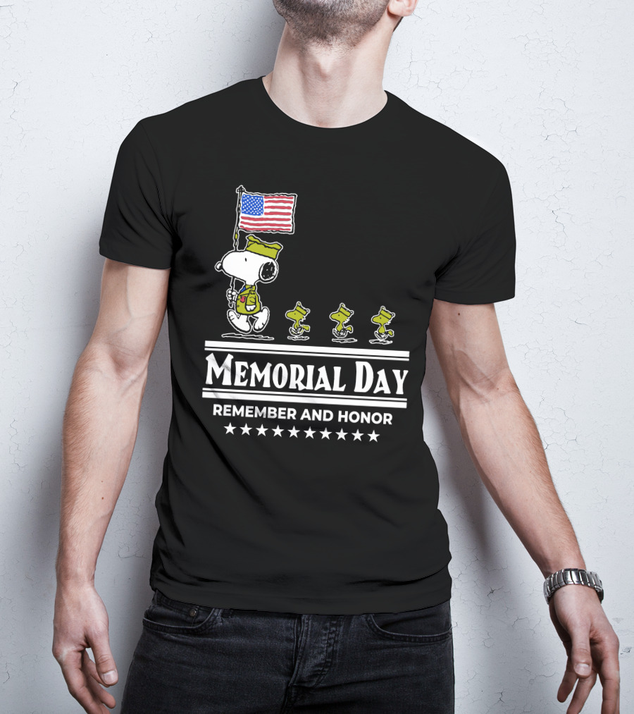 Snoopy Woodstock American Flag Memorial Day Remember And Honor T-Shirt
