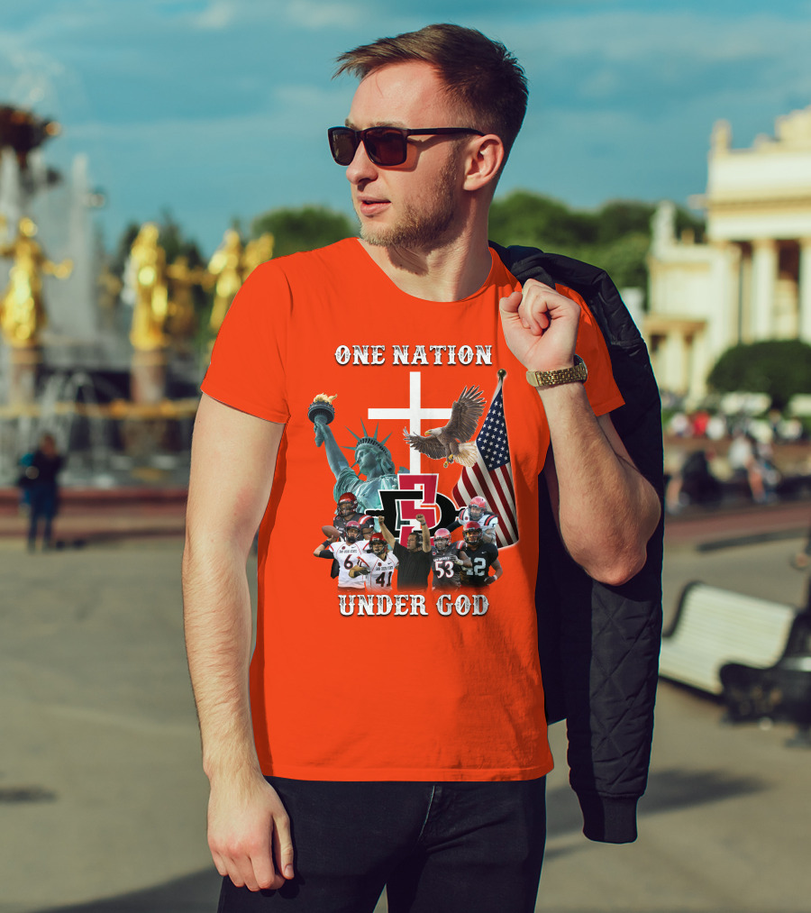 SDSA One Nation Under God Coach Statue Liberty Flag Eagle Football T-Shirt