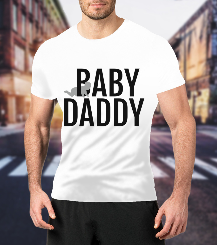 Baby Daddy Silhouette With Crawling Baby Image T-Shirt