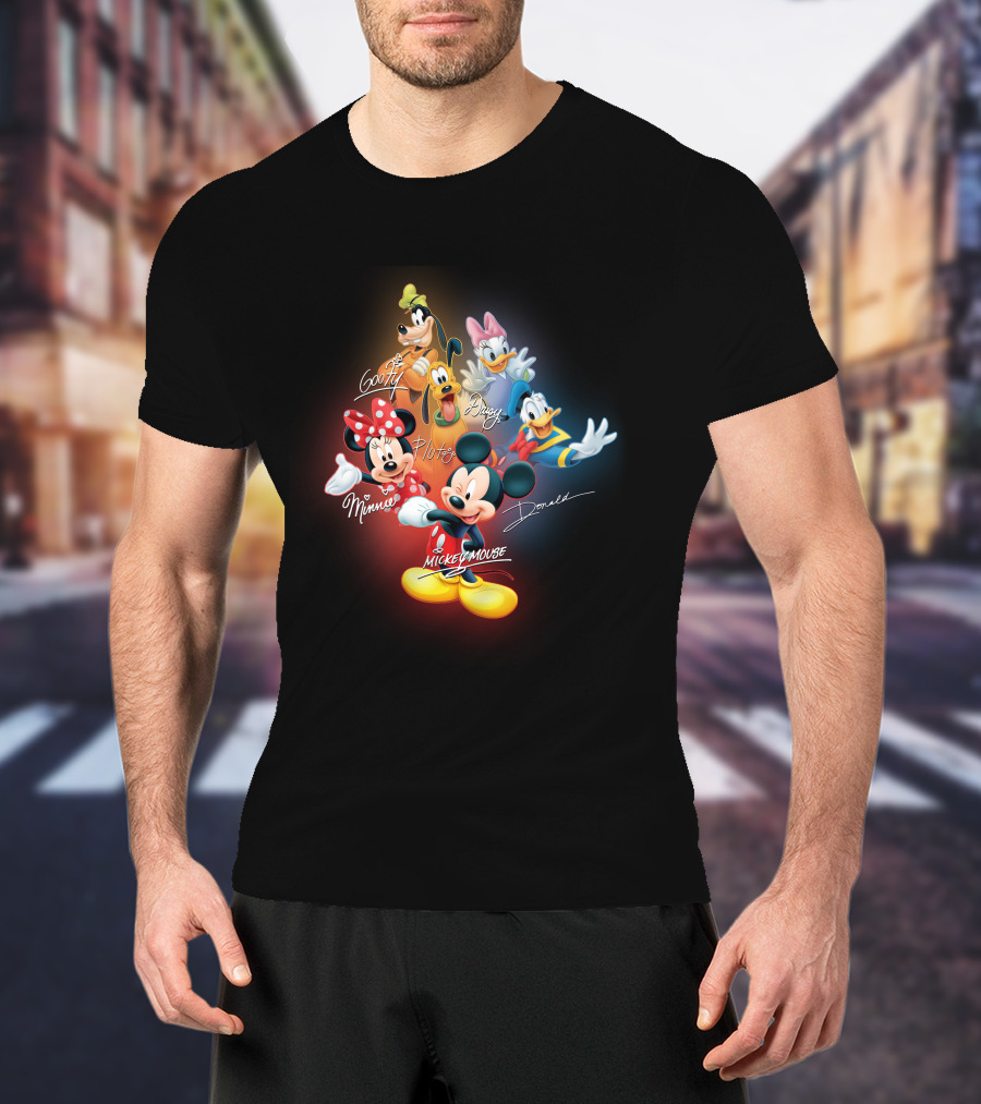 Mickey Mouse Minnie Pluto Goofy Daisy Donald Signatures T-Shirt