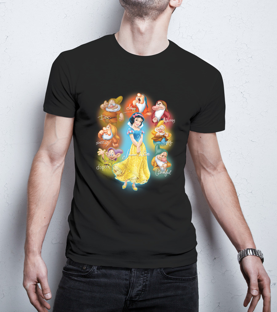 Snow White Signature With Doc, Sleepy, Sneezy, Dopey, Grumpy, Happy, Bashful T-Shirt