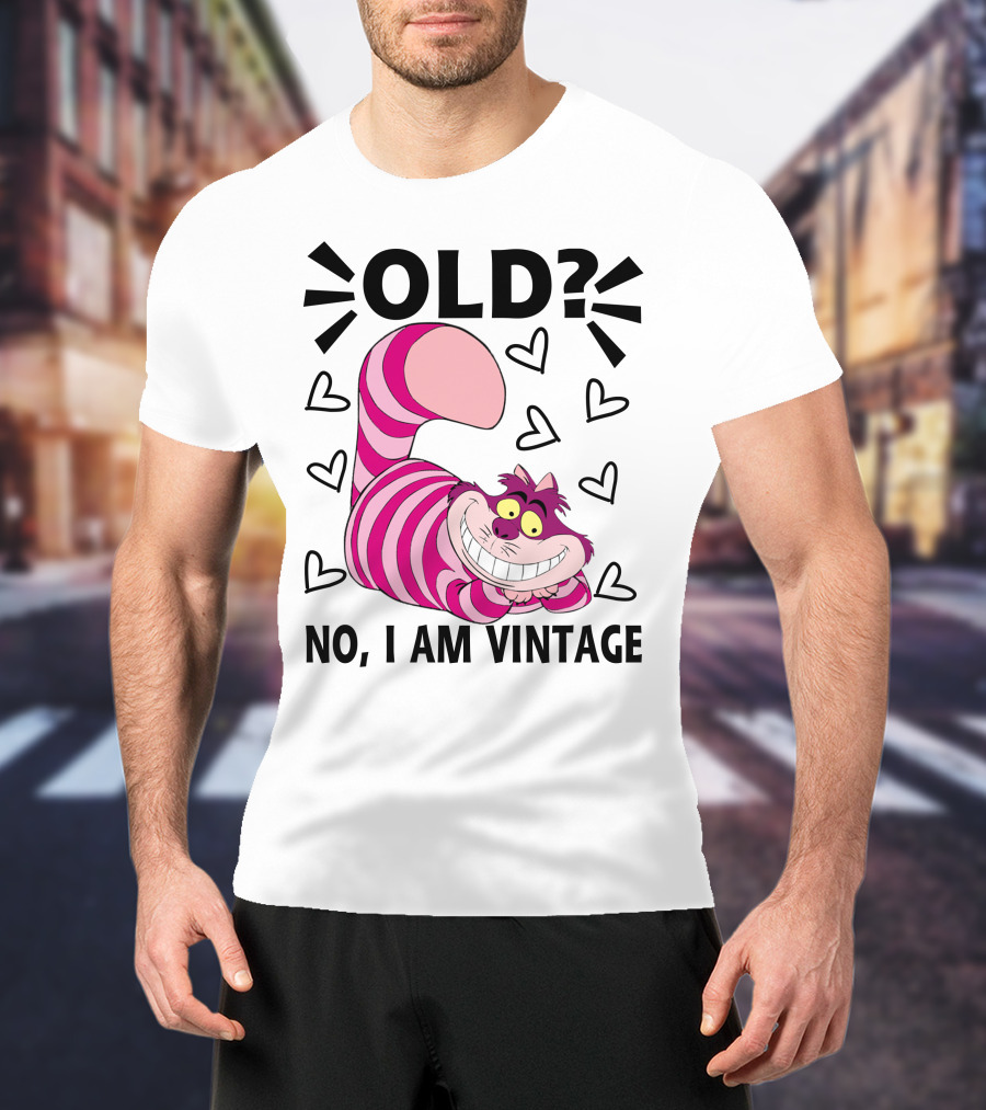 OLD NO I AM VINTAGE Cheshire Cat Hearts T-Shirt