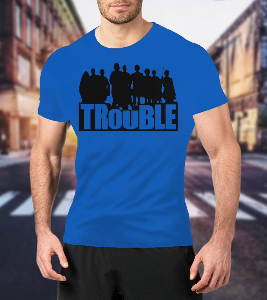 TROUBLE Silhouettes Ensemble T-Shirt