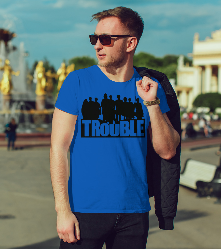 TROUBLE Silhouettes Ensemble T-Shirt