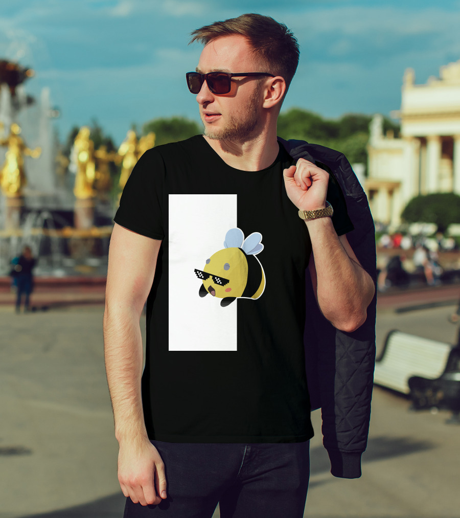 Tubbo And Ranboo Cool Bee Sunglasses Black And White Background T-Shirt