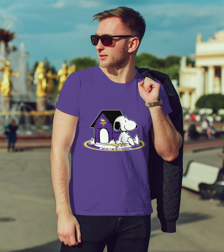 Snoopy Minnesota Vikings Football Fan Now And Forever T-Shirt