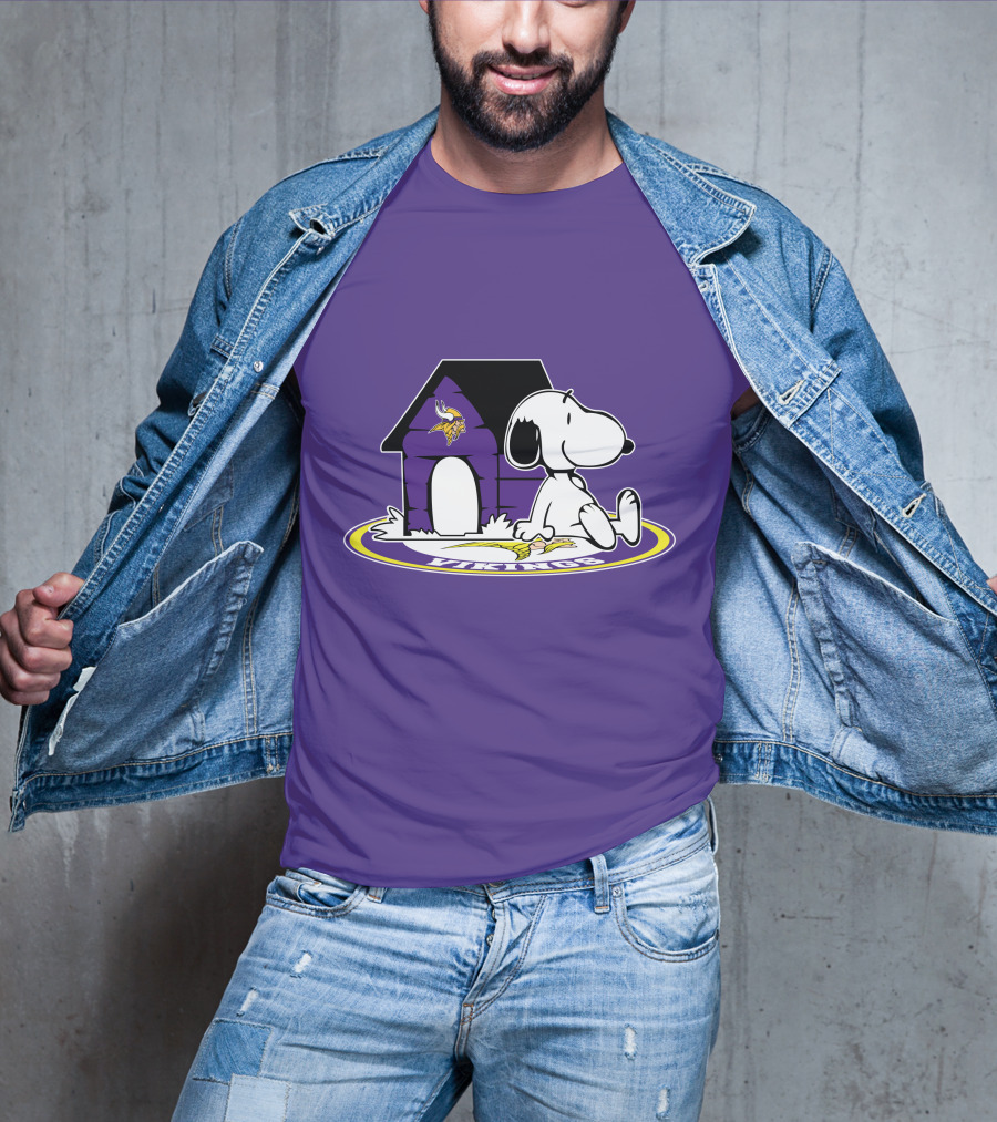 Snoopy Minnesota Vikings Football Fan Now And Forever T-Shirt