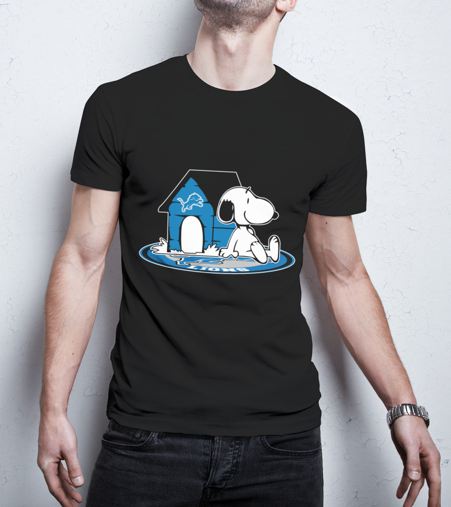 Detroit Lions Football Forever Snoopy Fan Art Peanuts T-Shirt