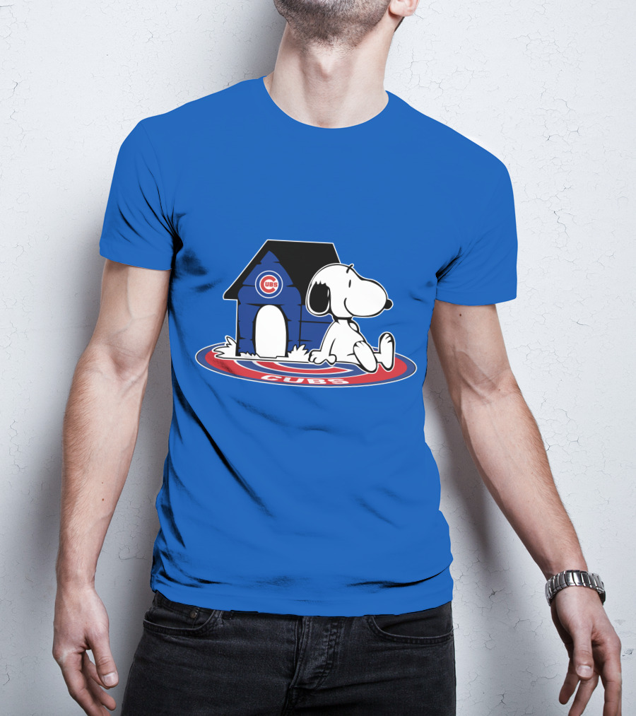 Chicago Cubs Snoopy Fan Forever T-Shirt