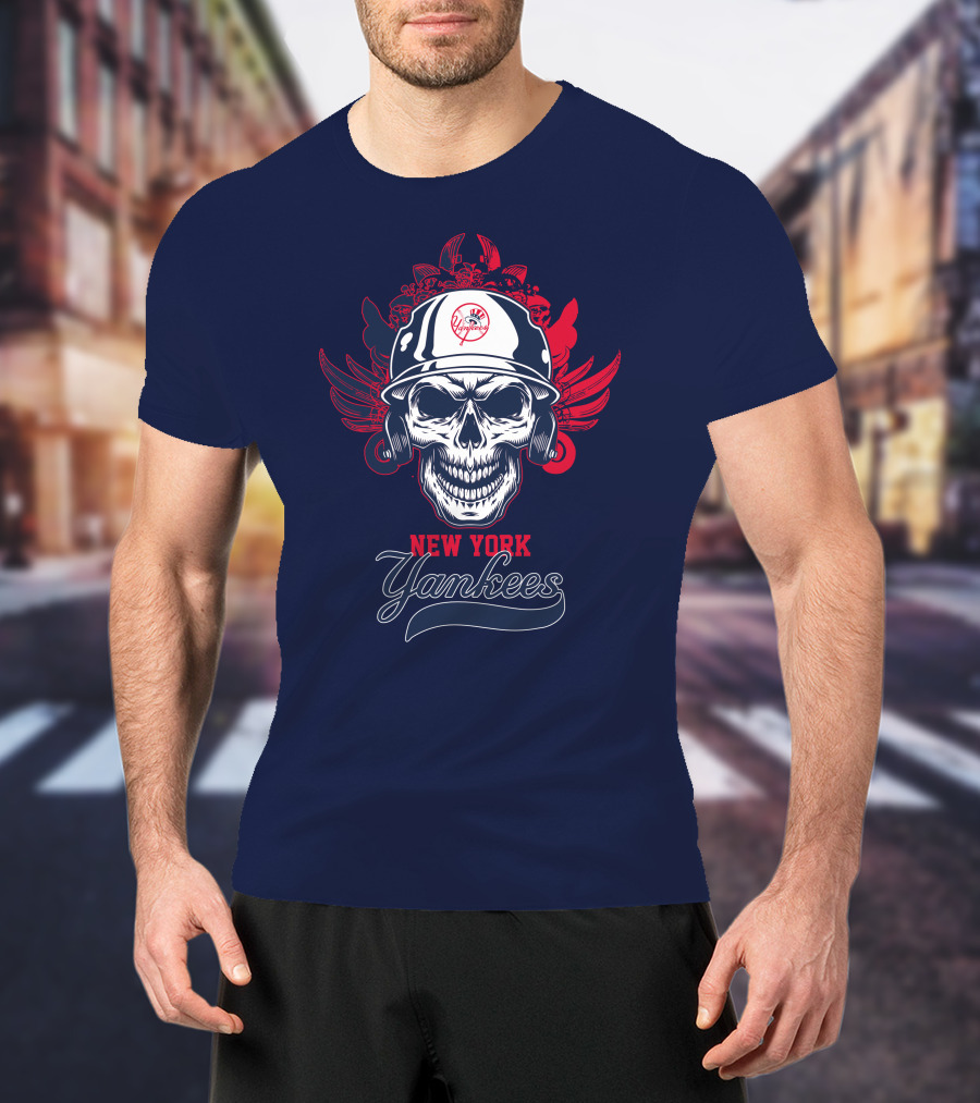 New York Yankees Skull Wings Helmet T-Shirt
