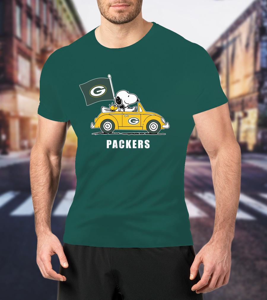 Green Bay Packers Snoopy Driving Car T-Shirt