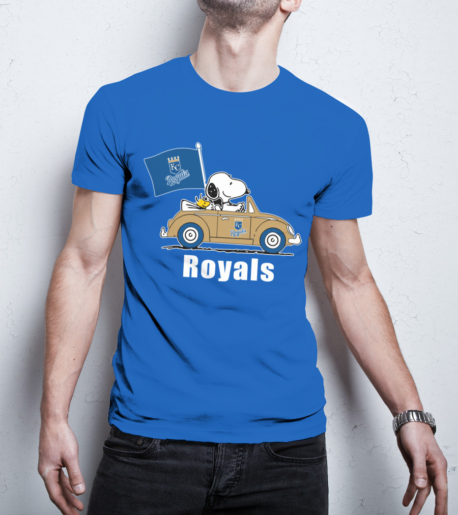 Royals Snoopy KC Royals Flag Peanuts Car T-Shirt
