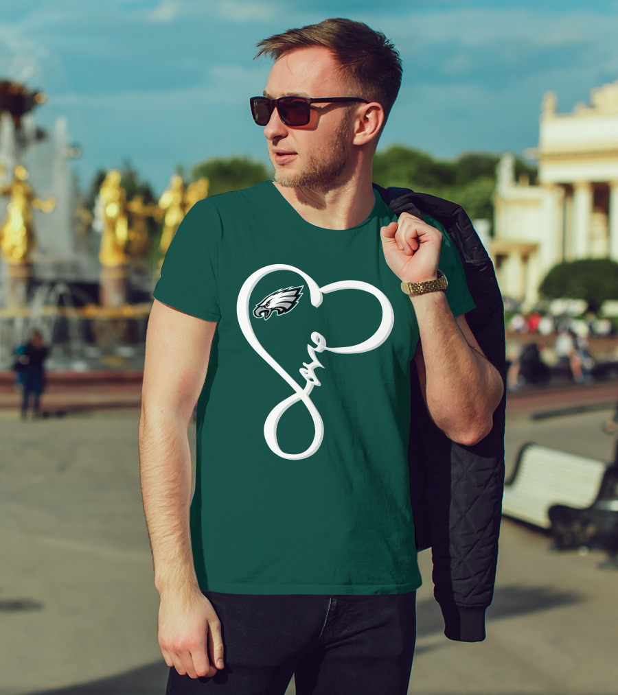 Philadelphia Eagles Love Heart T-Shirt