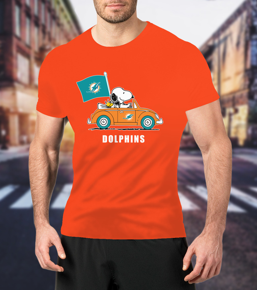 Miami Dolphins Snoopy Woodstock Driving Car Flag T-Shirt