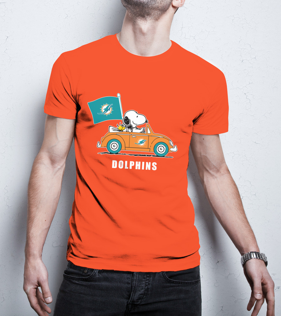 Miami Dolphins Snoopy Woodstock Driving Car Flag T-Shirt
