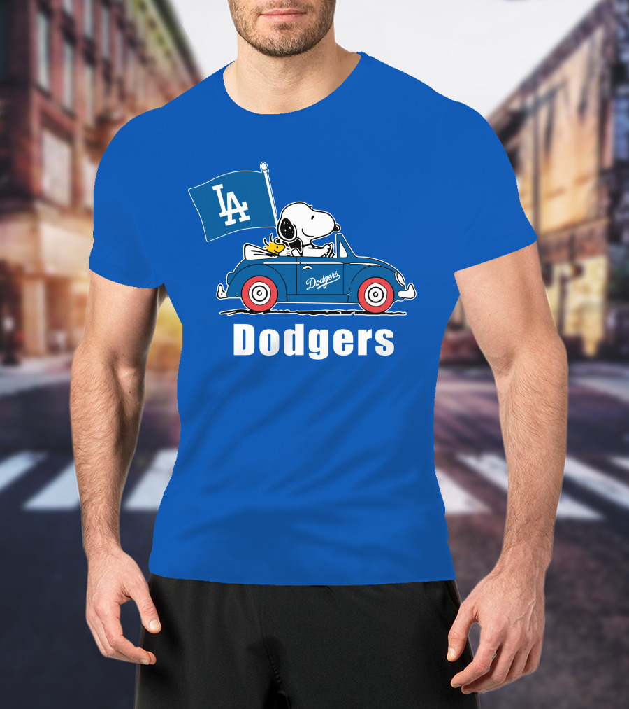 Dodgers Snoopy Woodstock Driving Car LA Flag T-Shirt
