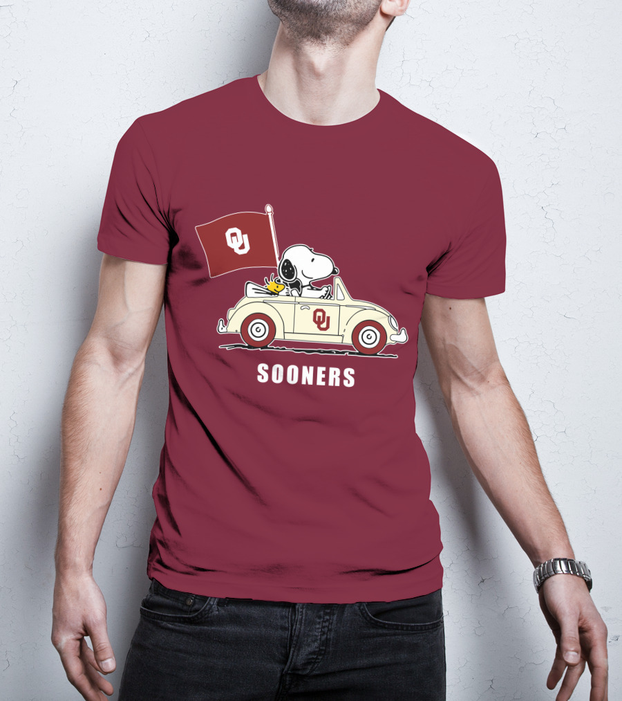 Snoopy Driving Oklahoma Sooners OU Flag Retro Car T-Shirt