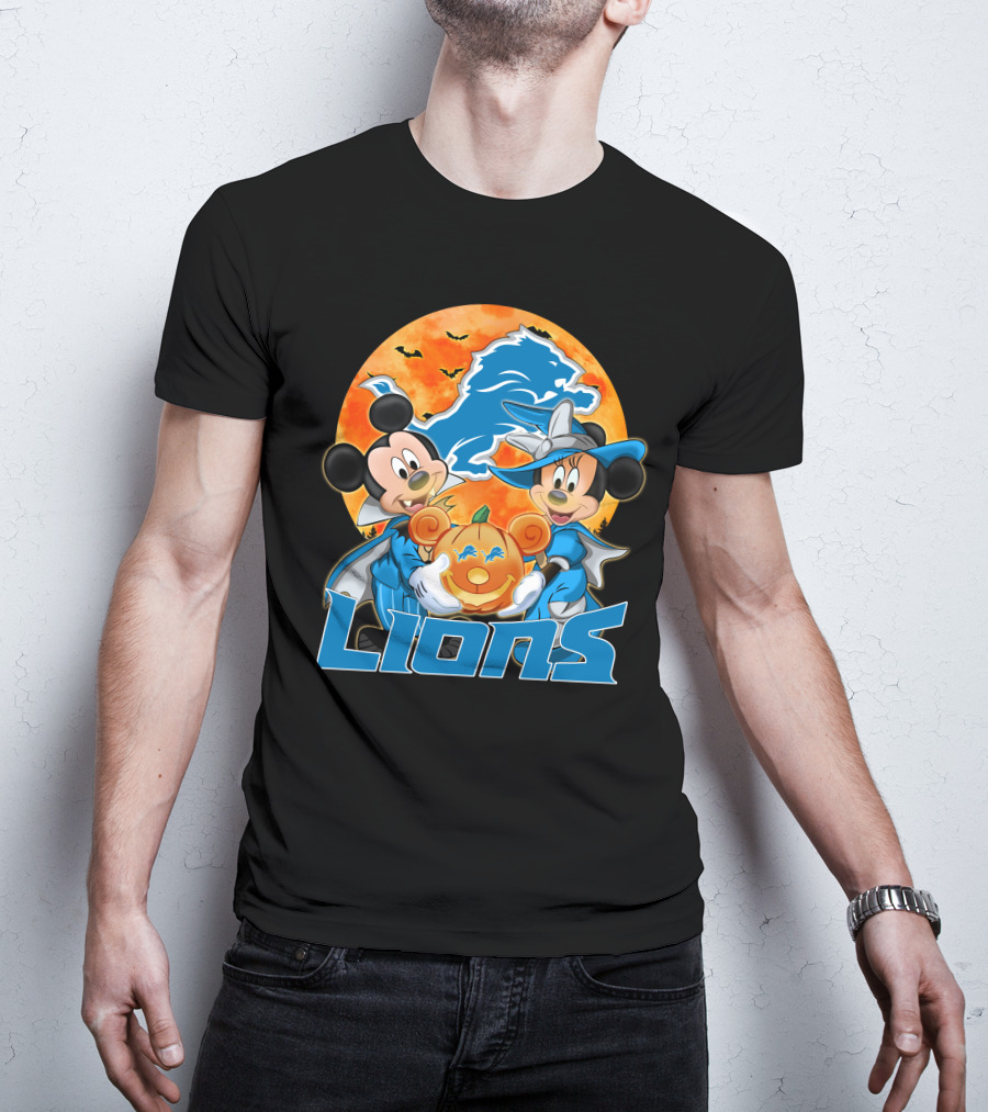 Detroit Lions Mickey Mouse And Minnie Mouse Halloween Pumpkin T-Shirt