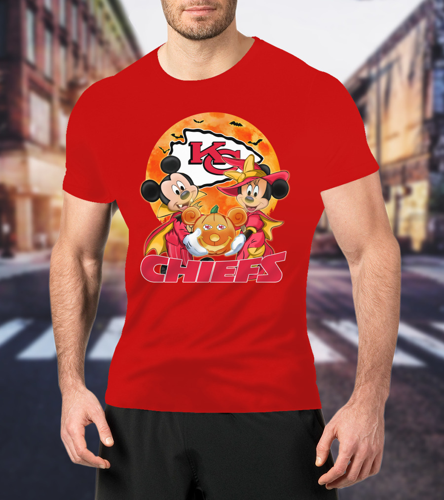 Kansas City Chiefs Mickey Mouse Minnie Mouse Halloween Chiefs Logo Pumpkin T-Shirt
