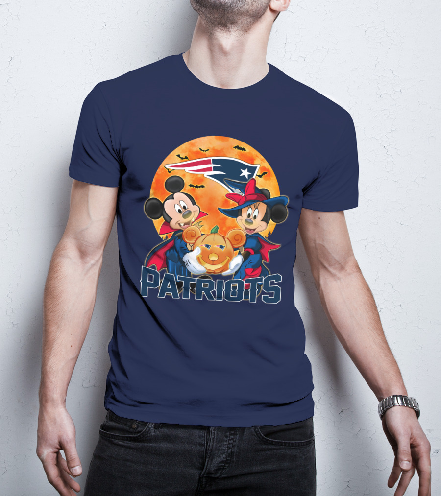Patriots Halloween Mickey Mouse And Minnie Mouse With Pumpkin And New England Football T-Shirt