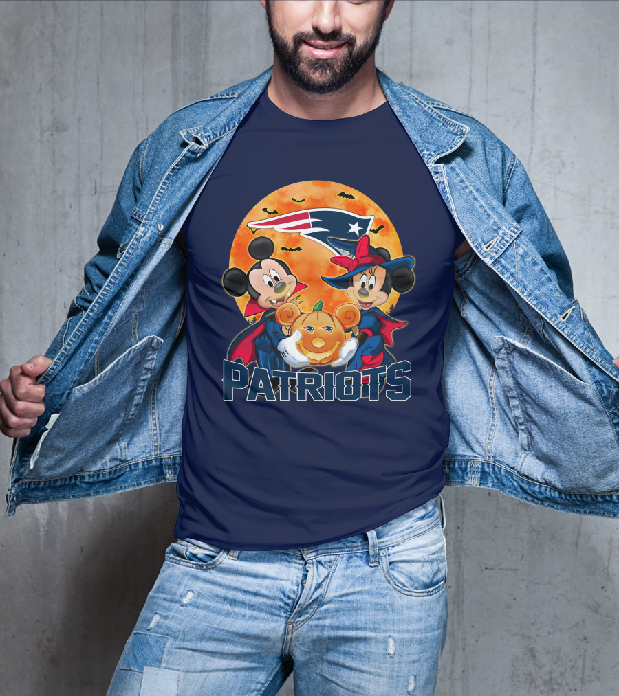 Patriots Halloween Mickey Mouse And Minnie Mouse With Pumpkin And New England Football T-Shirt