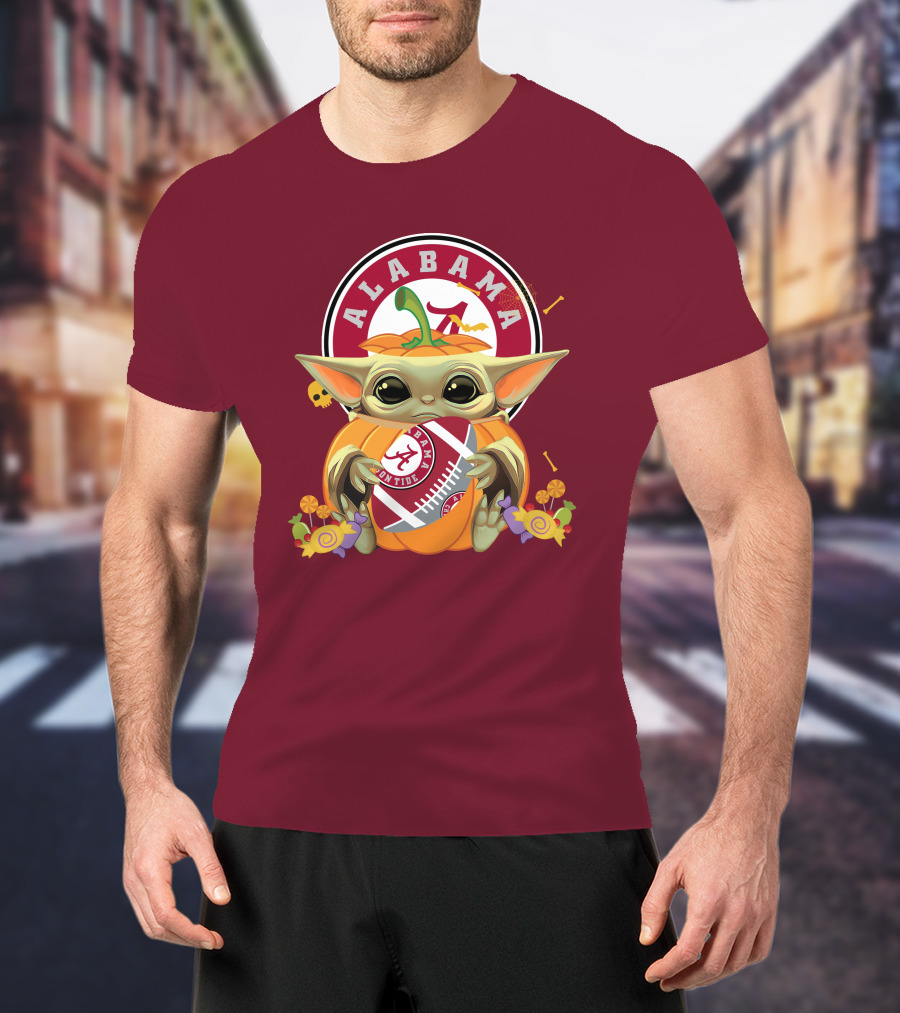 Halloween Pumpkin Baby Yoda Hug Alabama Crimson Tide Football T-Shirt
