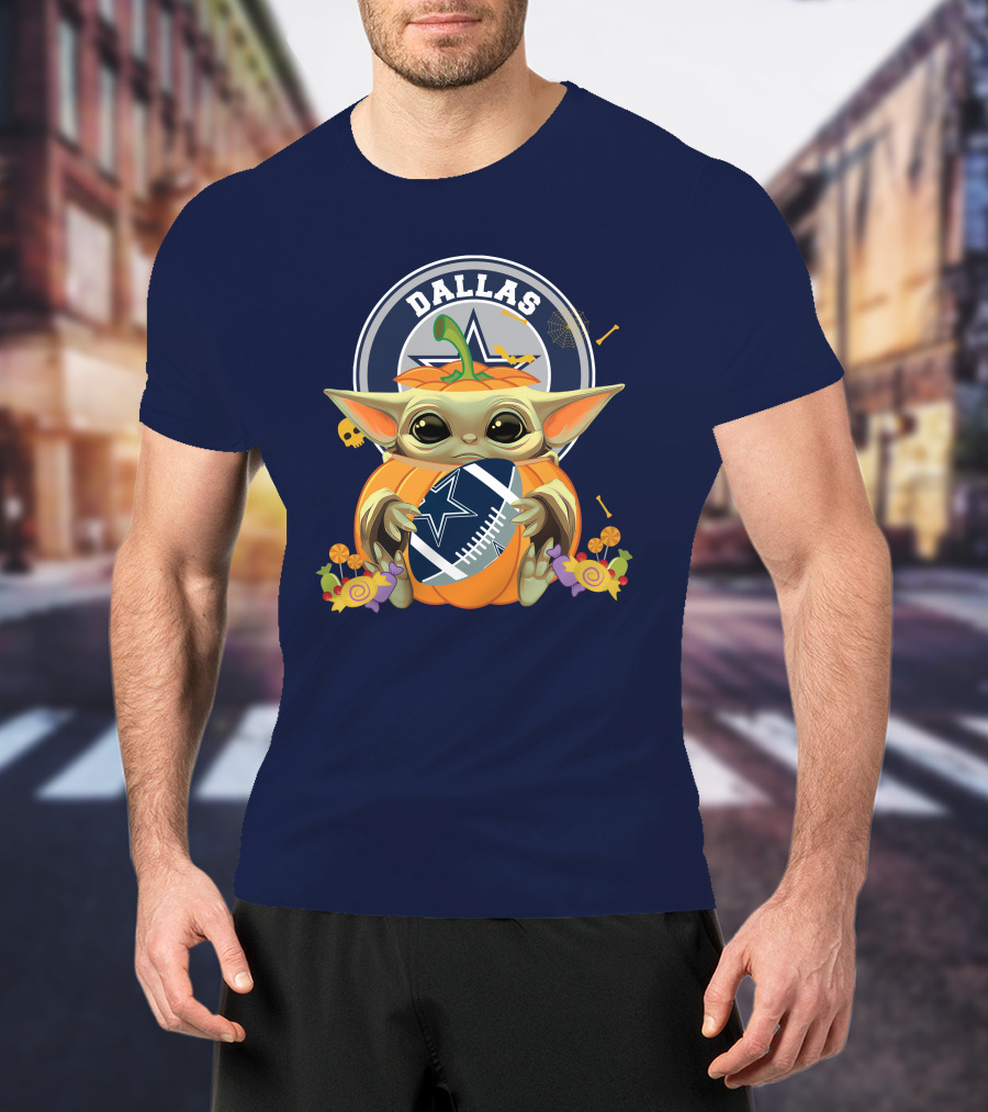 Halloween Pumpkin Baby Yoda Hug Dallas Cowboys Football T-Shirt