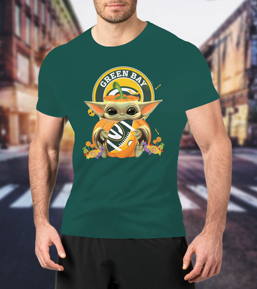Halloween Pumpkin Baby Yoda Hug Green Bay Packers T-Shirt