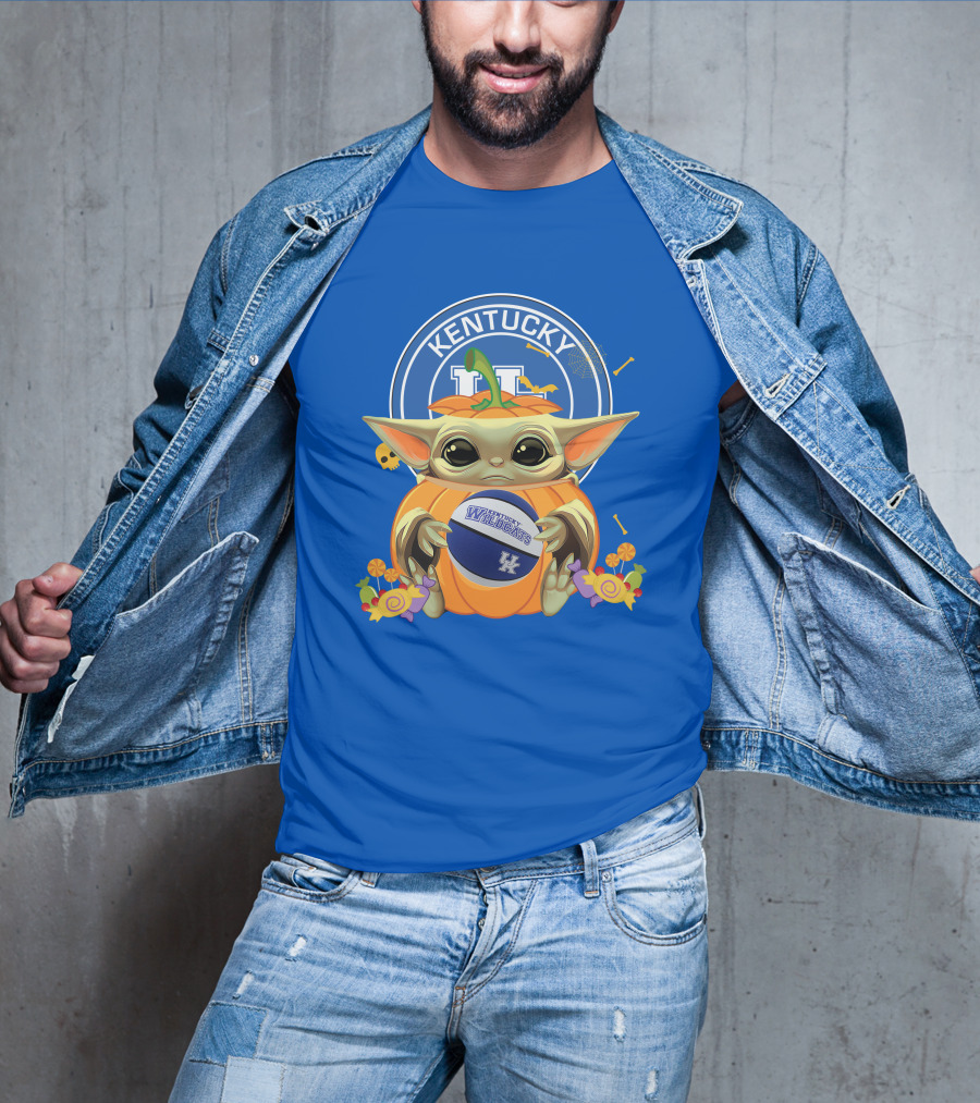 Halloween Pumpkin Baby Yoda Hug Kentucky Wildcats Basketball T-Shirt
