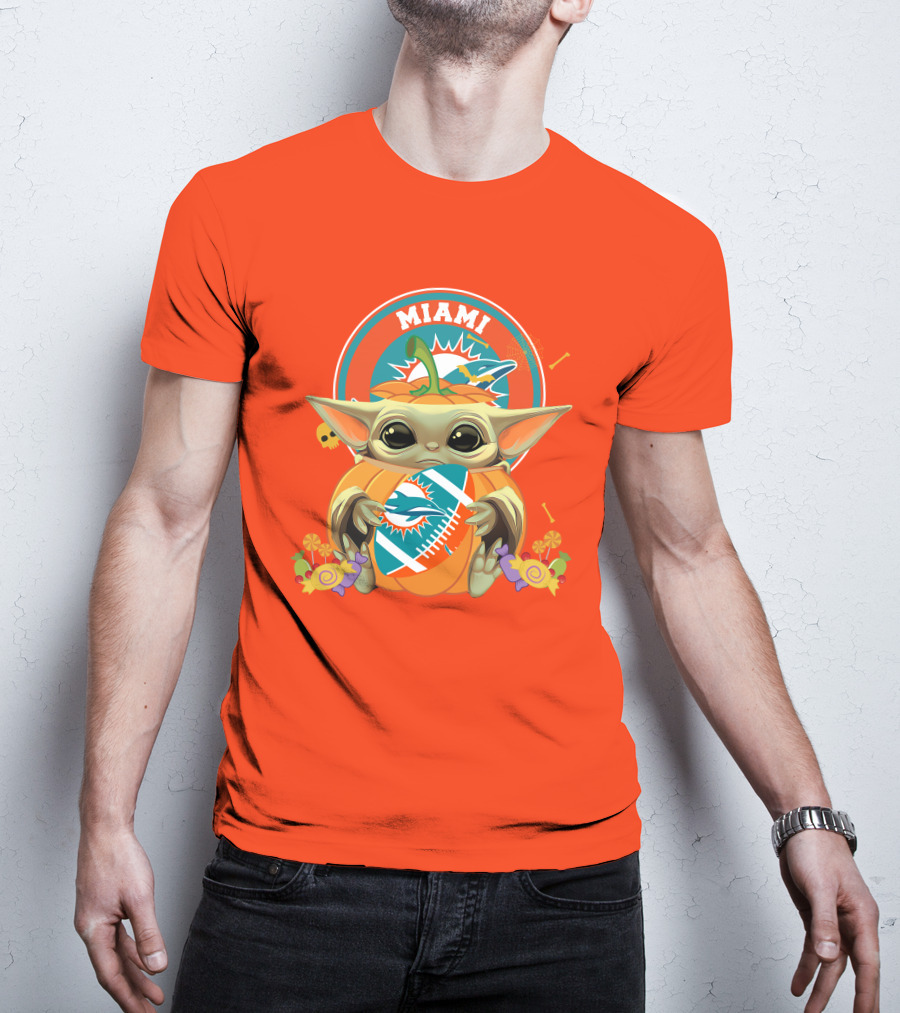 Halloween Pumpkin Baby Yoda Miami Dolphins Hug Football Candy Skulls T-Shirt