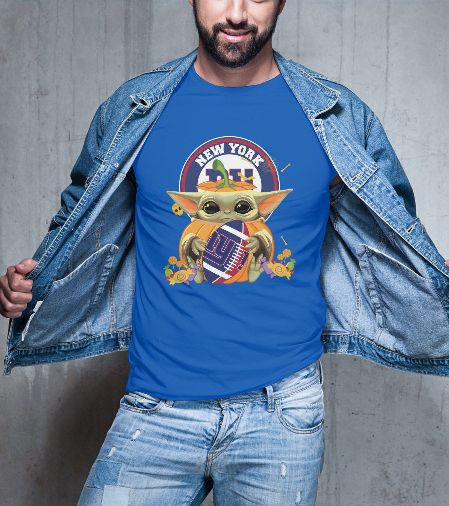 Halloween Pumpkin Baby Yoda Holding New York Giants Football T-Shirt