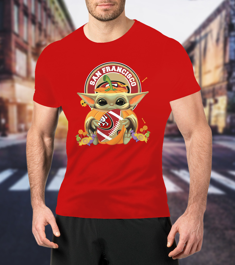 Halloween Pumpkin Baby Yoda Hug San Francisco 49ers Football T-Shirt