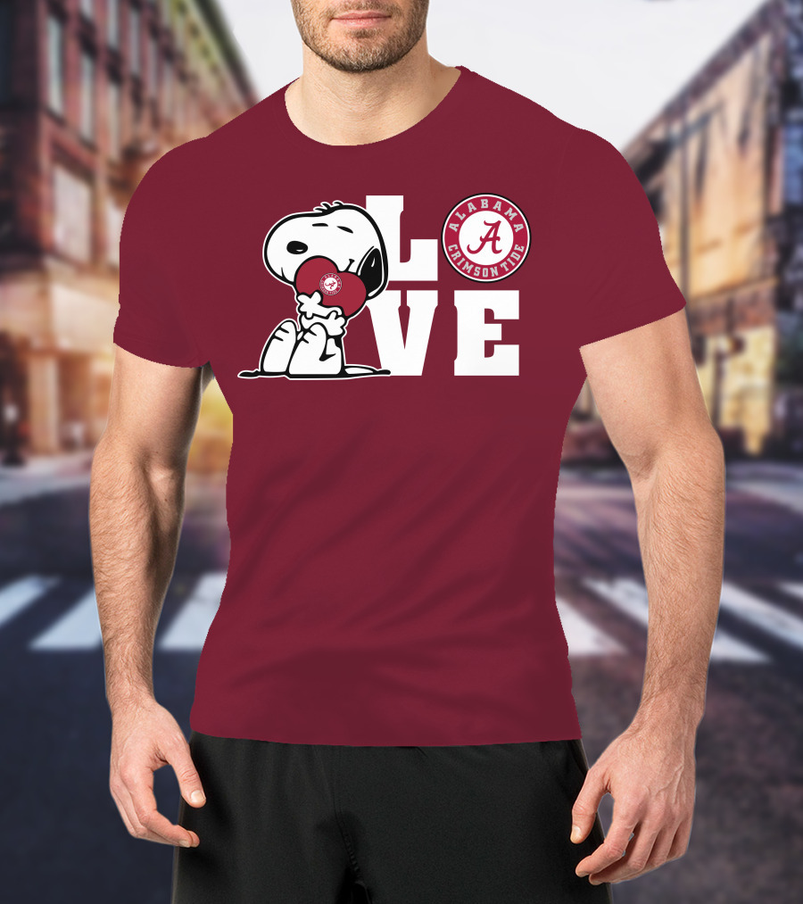 Snoopy Love Alabama Crimson Tide Football T-Shirt