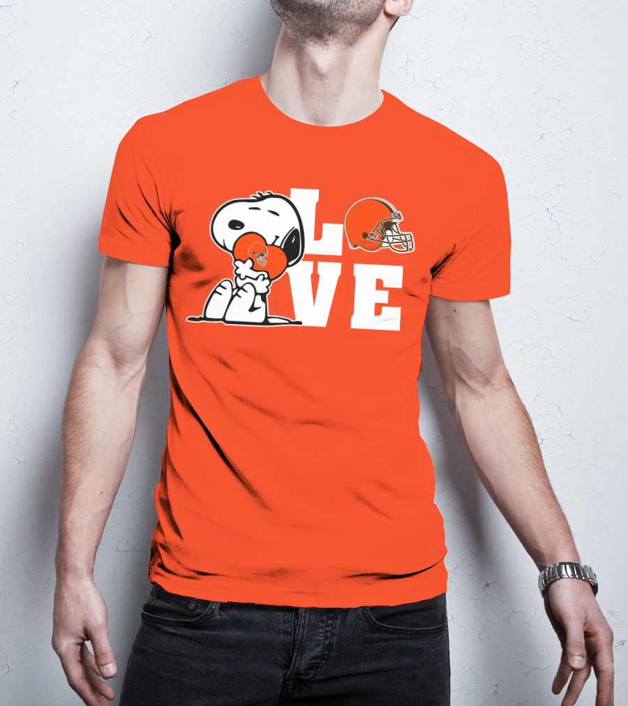 Snoopy Love Cleveland Browns Football Helmet T-Shirt