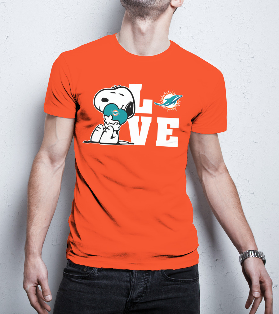 Snoopy Love Miami Dolphins Nfl Football Peanuts Fan T-Shirt