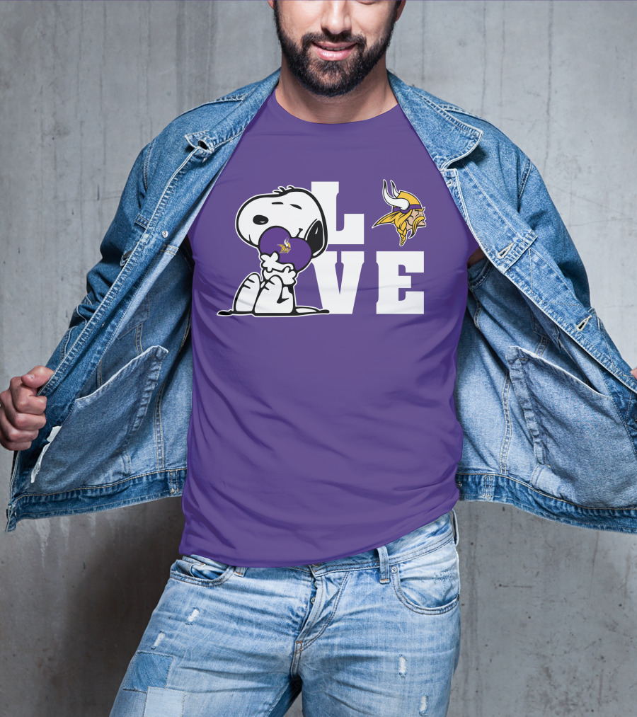 Snoopy Love Minnesota Vikings Logo Heart Hug T-Shirt