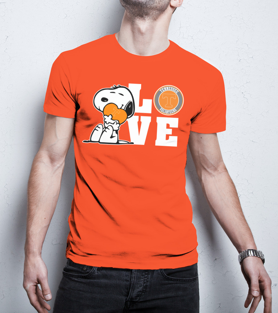 Snoopy Love Tennessee Volunteers Logo Peanuts Football Fan T-Shirt