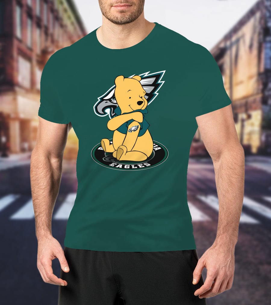 Philadelphia Eagles Winnie The Pooh Sitting In Front Of Team T-Shirt
