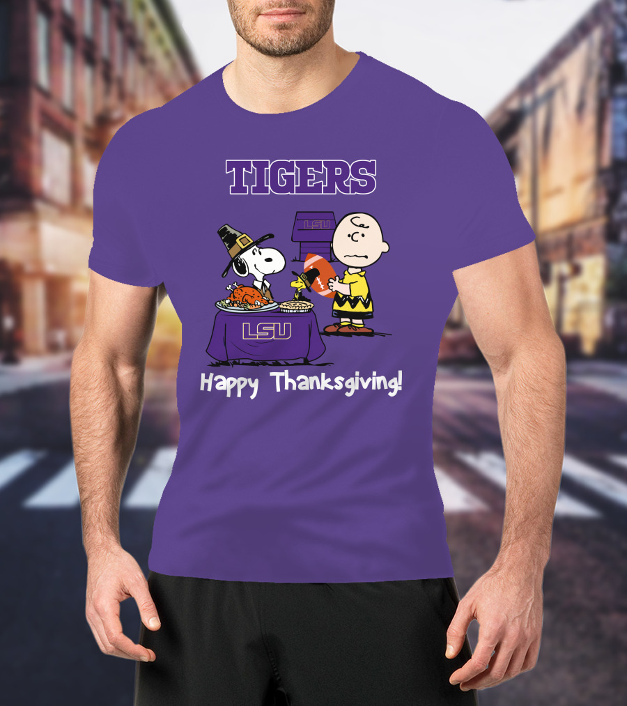LSU Tigers Snoopy And Charlie Brown Thanksgiving Football T-Shirt